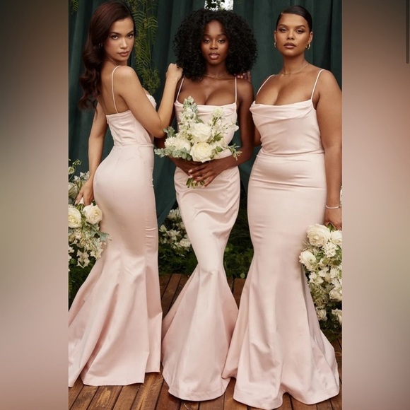 HOUSE OF CB 'Violette' Blush Satin Fishtail Gown - Picture 3 of 15